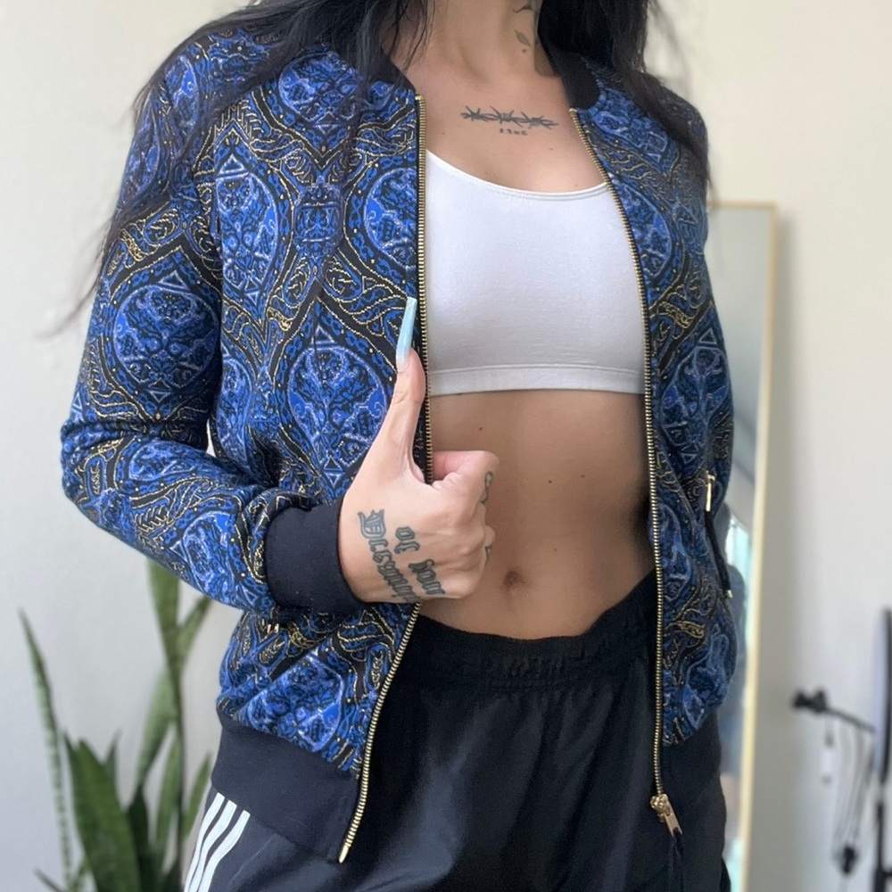 rare vtg paisley blue / black w gold accents juicy couture unisex zip up jacket